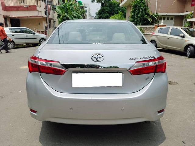 https://images10.gaadi.com/usedcar_image/4310542/original/processed_6b2256b6b9e9b7fea64129180c98428e.jpg?imwidth=6402