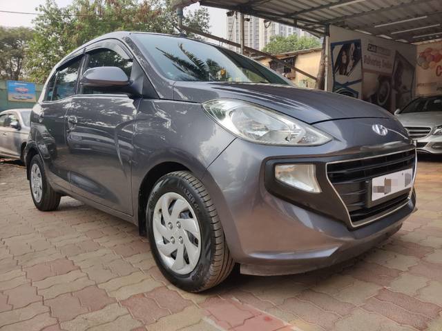 https://images10.gaadi.com/usedcar_image/4310718/original/processed_08beb8d15b11904b50818a0f4d69fd87.jpg?imwidth=6400