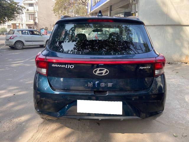 https://images10.gaadi.com/usedcar_image/4310816/original/processed_c15e7b1b29dc65ba6d608f108089de68.jpg?imwidth=6401