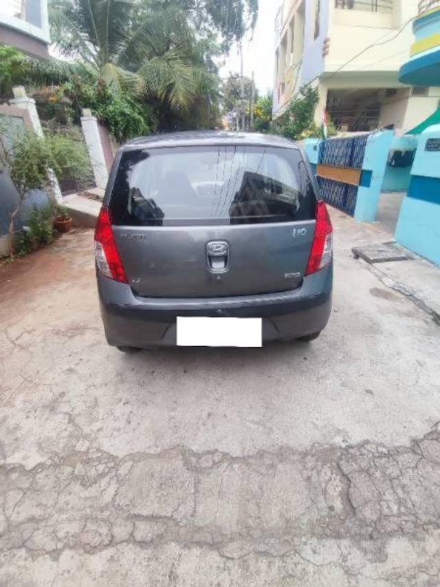 https://images10.gaadi.com/usedcar_image/4310831/original/processed_d9872e8d-eec0-462f-8e1b-7b39f21a60c0.jpg?imwidth=6401