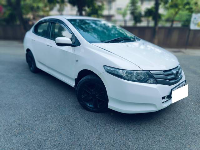 https://images10.gaadi.com/usedcar_image/4310879/original/processed_ab51dabcd2b84c3f72cfc666a8224b12.jpg?imwidth=6400