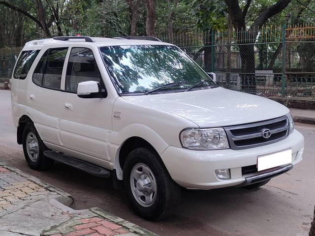 https://images10.gaadi.com/usedcar_image/4310919/original/processed_69b9fb3f0415fffe0793ada96b59b255.jpg?imwidth=6400