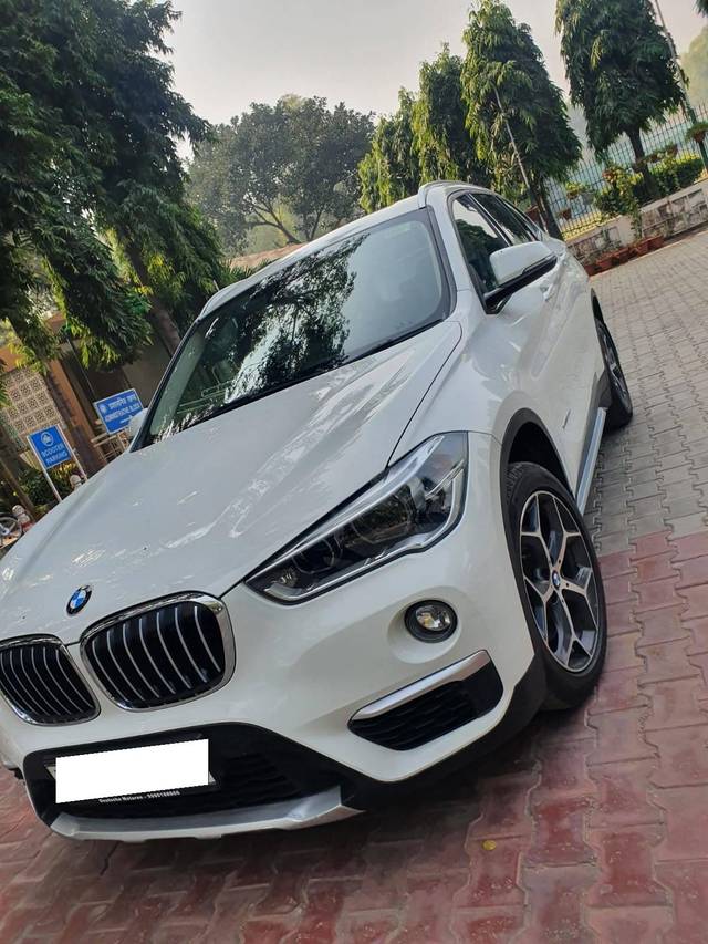 https://images10.gaadi.com/usedcar_image/4311036/original/processed_8a2fd16ee84ccbf9e2ca1a6b95f9a740.jpg?imwidth=6401