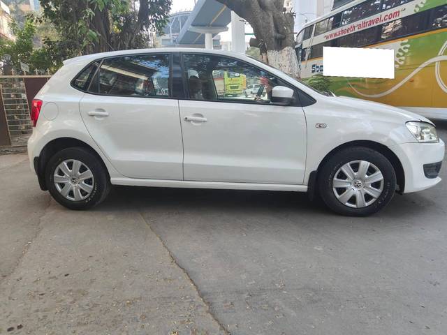 https://images10.gaadi.com/usedcar_image/4311149/original/processed_d21cf0d17a4aead62274fdc047b40a88.jpg?imwidth=6401