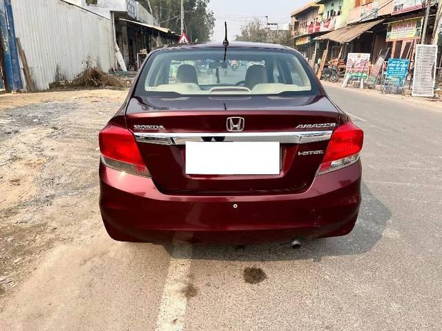 https://images10.gaadi.com/usedcar_image/4311321/original/processed_3571fdb7-b5d5-4c23-b047-316fb063099a.jpg?imwidth=6401