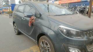 Mahindra Marazzo Mahindra Marazzo M8 8Str