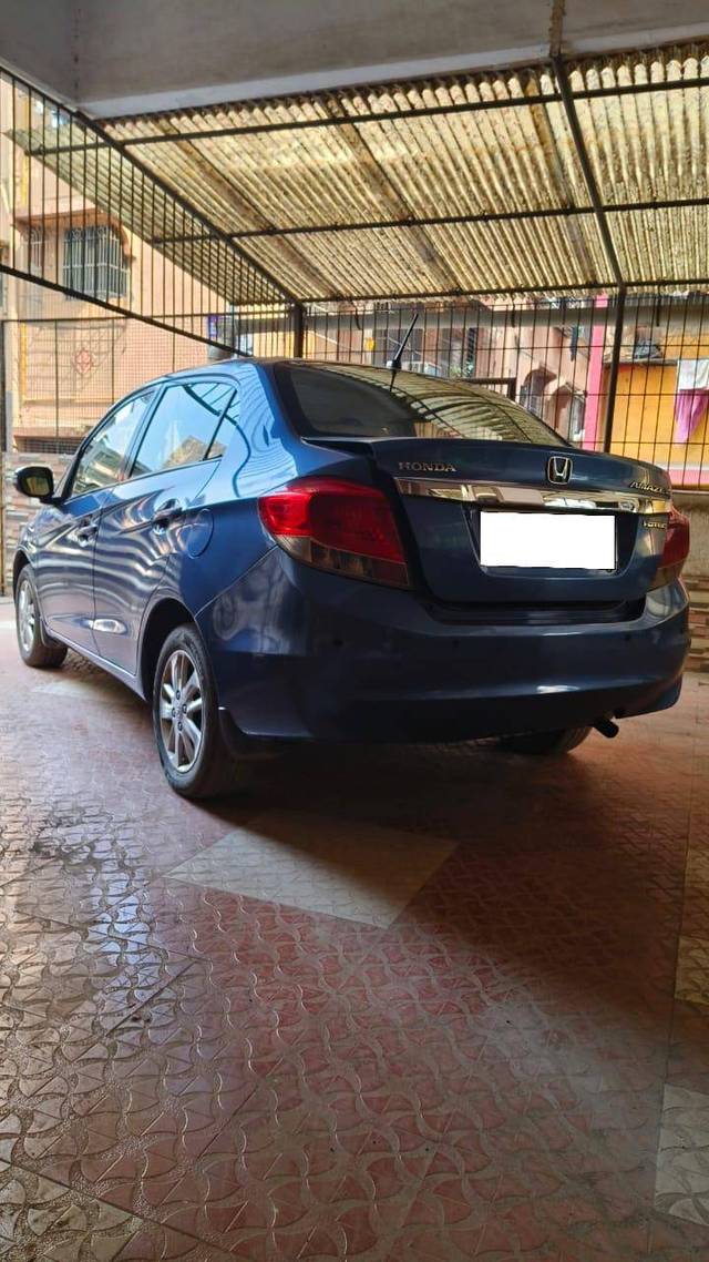 https://images10.gaadi.com/usedcar_image/4311393/original/462b1cca3a179fd2264907cd0fd8fde4.jpg?imwidth=6401