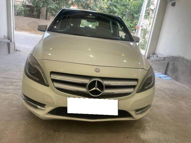 https://images10.gaadi.com/usedcar_image/4311397/original/96cfda63e972f8189fd29ea51d75b7d3.jpeg?imwidth=6400