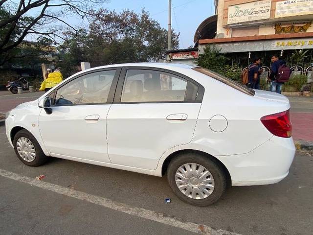 https://images10.gaadi.com/usedcar_image/4311402/original/81b167c09b6745e124bb3d7074858d22.jpeg?imwidth=6402