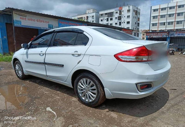 https://images10.gaadi.com/usedcar_image/4311489/original/0d49c8065f35f08c4008bdc4189424af.jpg?imwidth=6402