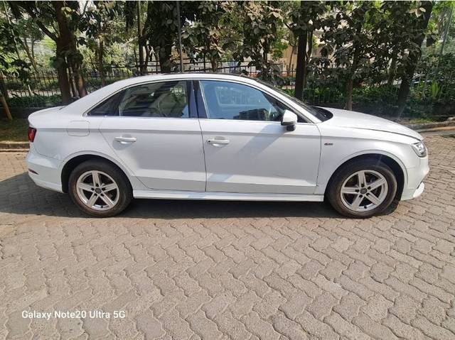 https://images10.gaadi.com/usedcar_image/4311570/original/3427a82a8e1a4da1f17fb010e85eb6fe.jpg?imwidth=6400