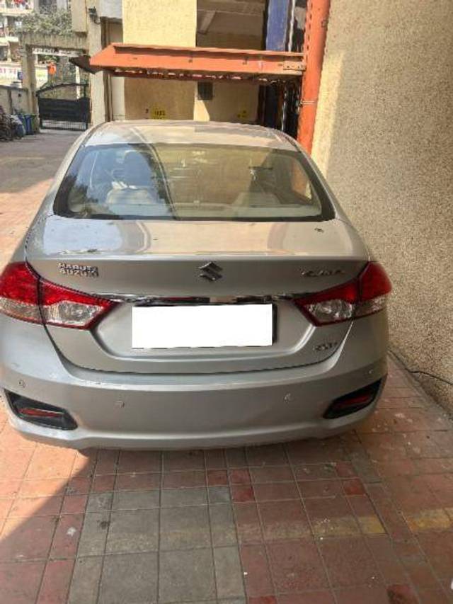 https://images10.gaadi.com/usedcar_image/4311574/original/37b80c10fe75a16fbe91c4b4b49c3cf7.jpg?imwidth=6401