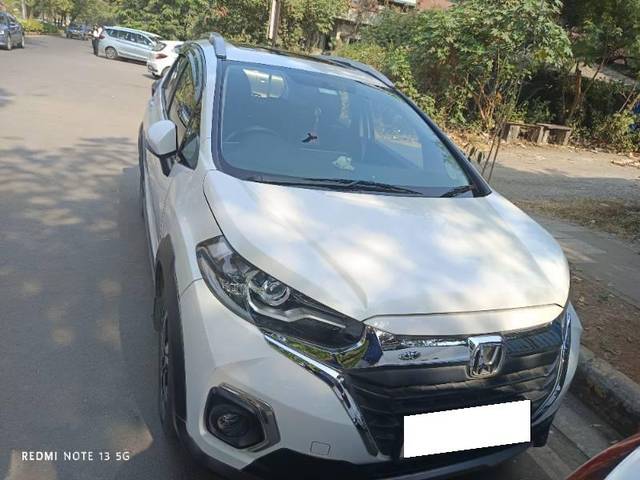 https://images10.gaadi.com/usedcar_image/4311612/original/processed_20607b35-33b8-4f7e-8990-ac3aa008ad74.jpg?imwidth=6400