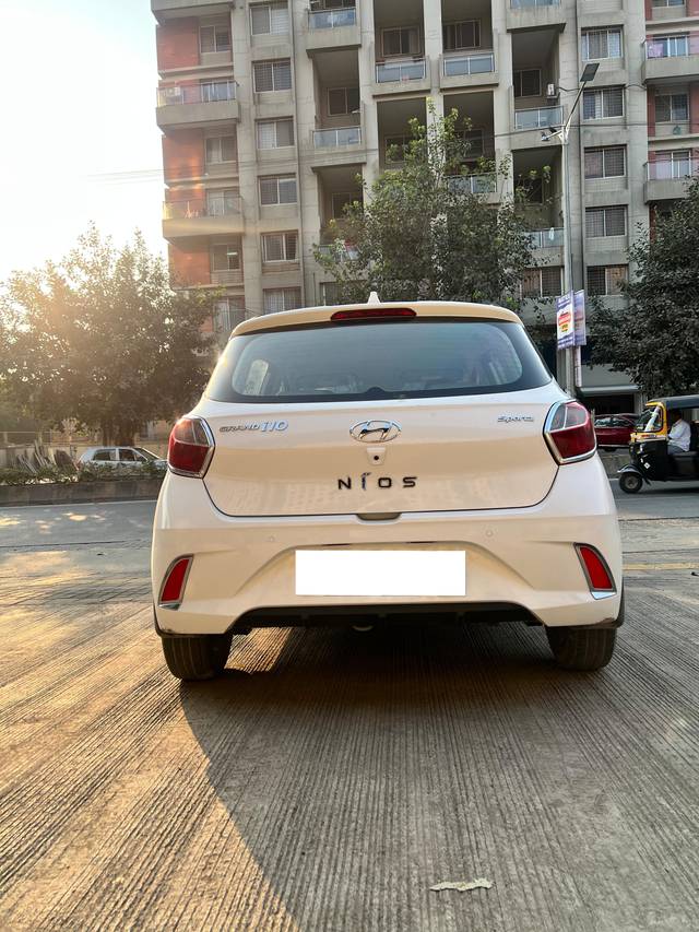 https://images10.gaadi.com/usedcar_image/4311640/original/processed_5d0b1c6be6f3f0b680c5d2a3ac7743f2.jpg?imwidth=6401