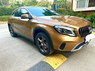 Mercedes-Benz GLA Class 2014-2017 Mercedes-Benz GLA Class 200