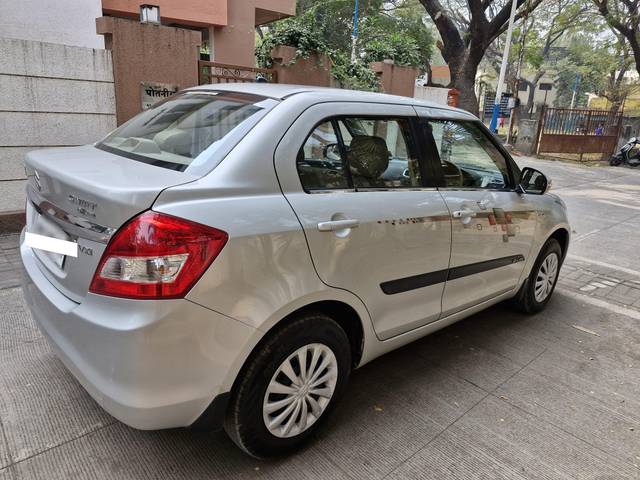 https://images10.gaadi.com/usedcar_image/4311666/original/processed_a51e2d5a18f5ff30291a0d8dae83c579.jpg?imwidth=6401