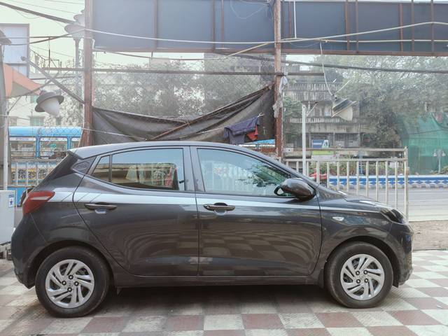 https://images10.gaadi.com/usedcar_image/4311731/original/47f776c21ca2c13aff85569fd3ab79b4.jpg?imwidth=6401