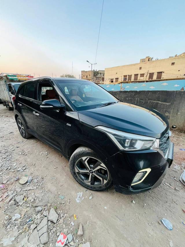 https://images10.gaadi.com/usedcar_image/4311746/original/processed_3c31c9edc69cb606d8c6c9cad1c157c9.jpg?imwidth=6400