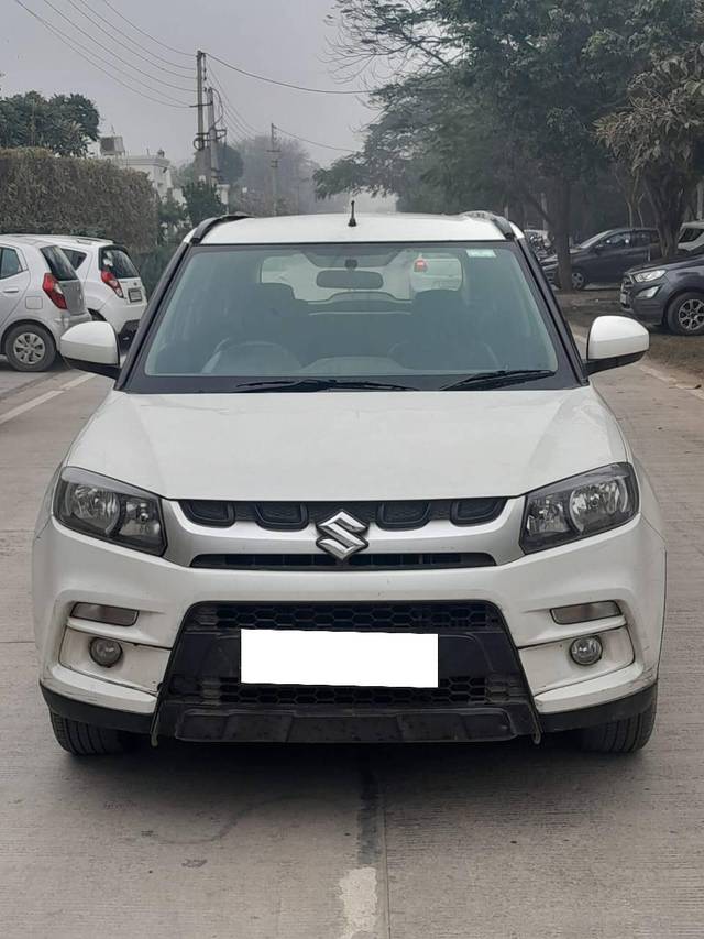 https://images10.gaadi.com/usedcar_image/4311778/original/processed_9f792d7af3f5e9d7491a17b468c57b52.jpg?imwidth=6402