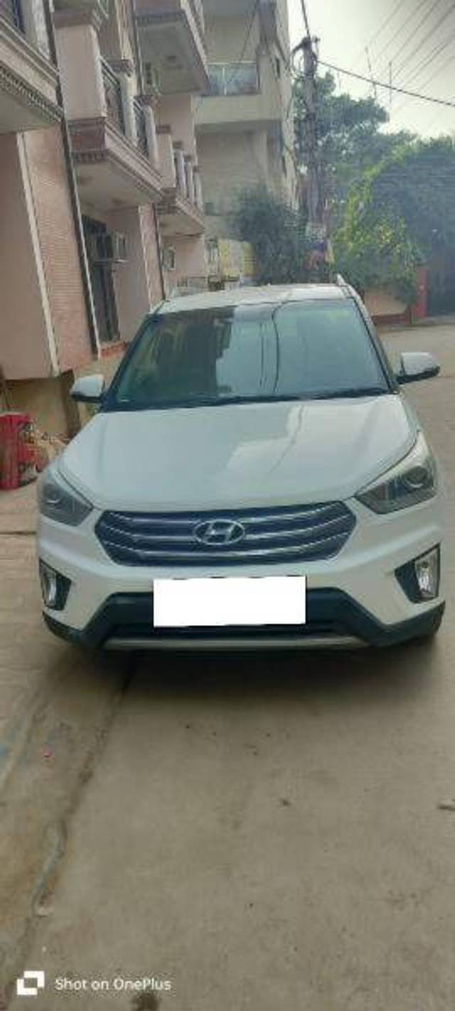 https://images10.gaadi.com/usedcar_image/4311782/original/5640d34c54c32a66ab72f3ebd20965fb.jpg?imwidth=6400