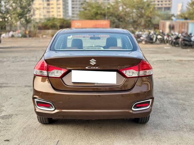 https://images10.gaadi.com/usedcar_image/4311813/original/processed_c6165683b62a51c3b10fecc8d9affd3c.jpg?imwidth=6402