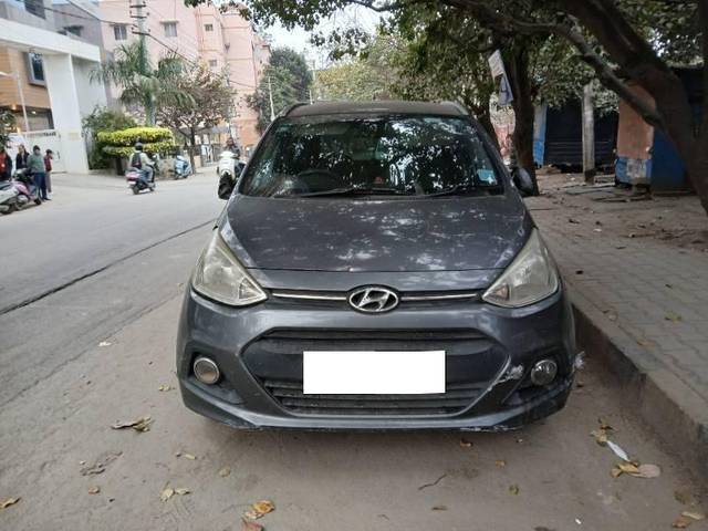 https://images10.gaadi.com/usedcar_image/4311873/original/processed_46989298-0f36-4d9e-9f77-0d3f4976a1ff.jpg?imwidth=6400