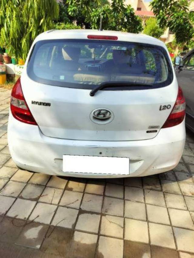 https://images10.gaadi.com/usedcar_image/4311883/original/3d8ad3069065277ade2452509224c09c.jpg?imwidth=6401