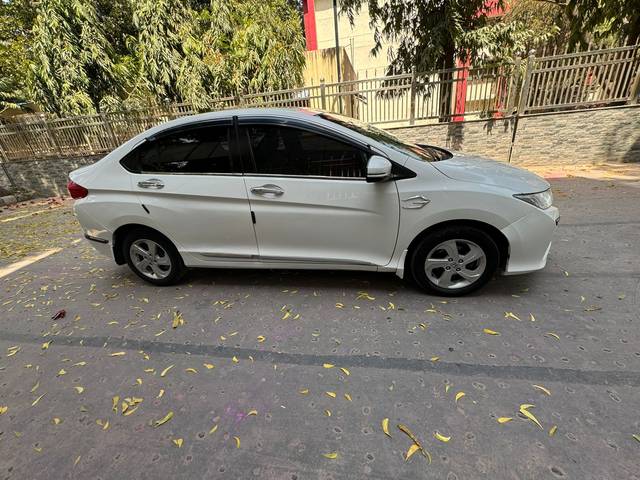 https://images10.gaadi.com/usedcar_image/4311915/original/779704daf70a3475a1b953d5f6b9c1e3.jpg?imwidth=6401