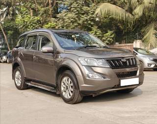 Mahindra XUV500 Mahindra XUV500 AT W10 FWD