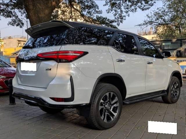 https://images10.gaadi.com/usedcar_image/4312023/original/processed_3edd17ec2d3185223a09ff129fe86b84.jpg?imwidth=6402