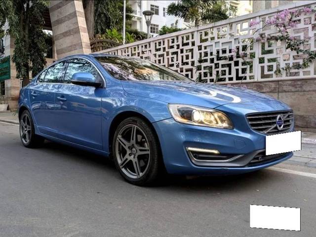 https://images10.gaadi.com/usedcar_image/4312028/original/processed_d70ad38495dac718f872c01c38f10cde.jpg?imwidth=6400