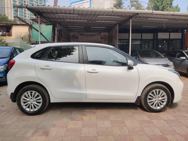 https://images10.gaadi.com/usedcar_image/4312065/original/processed_cbca30348d81c7894638d9c66dbc576d.jpg?imwidth=6401