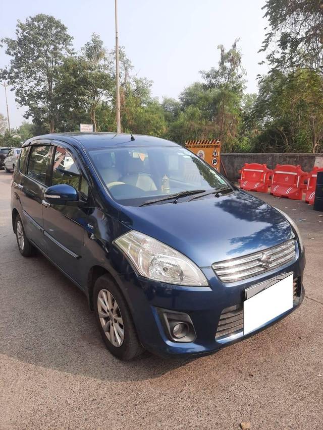 https://images10.gaadi.com/usedcar_image/4312168/original/processed_a919a9c1a2a6e43197f26ad7876ede11.jpg?imwidth=6400