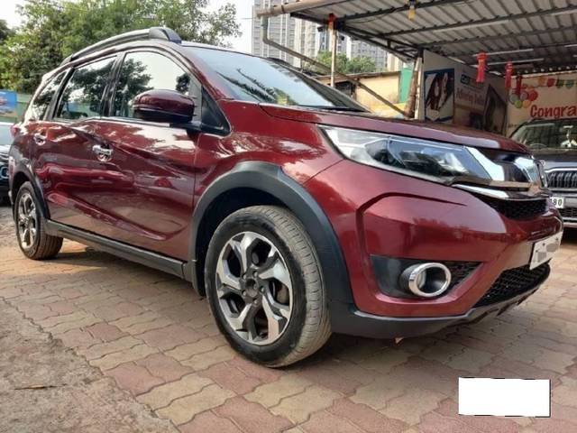 https://images10.gaadi.com/usedcar_image/4312192/original/processed_88963655b10963b0a178bd02f92a779f.jpg?imwidth=6400