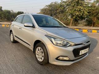 Hyundai Elite i20 2014-2017 Hyundai i20 Sportz 1.2