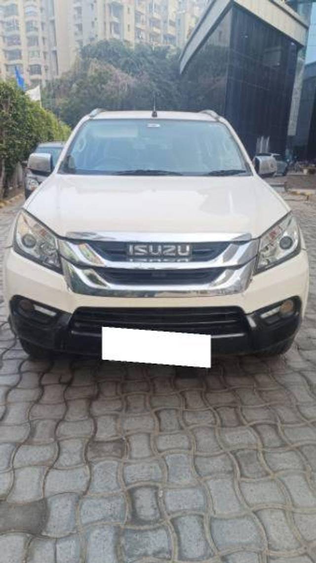 https://images10.gaadi.com/usedcar_image/4312239/original/bc4649f3593c58286ffccc588e5d94cb.jpg?imwidth=6400