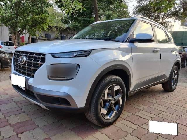 https://images10.gaadi.com/usedcar_image/4312248/original/processed_4e17cfdc45fc386bf549e4adbce386bd.jpg?imwidth=6400