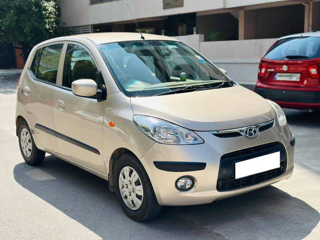 https://images10.gaadi.com/usedcar_image/4312309/original/processed_ec06d5378254387ccd6eb4019832a948.jpg?imwidth=6400