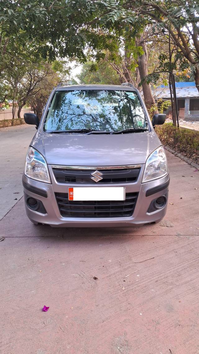 https://images10.gaadi.com/usedcar_image/4312340/original/processed_dc6d171b19c7ee7b0bb63f8d216b3996.jpg?imwidth=6400