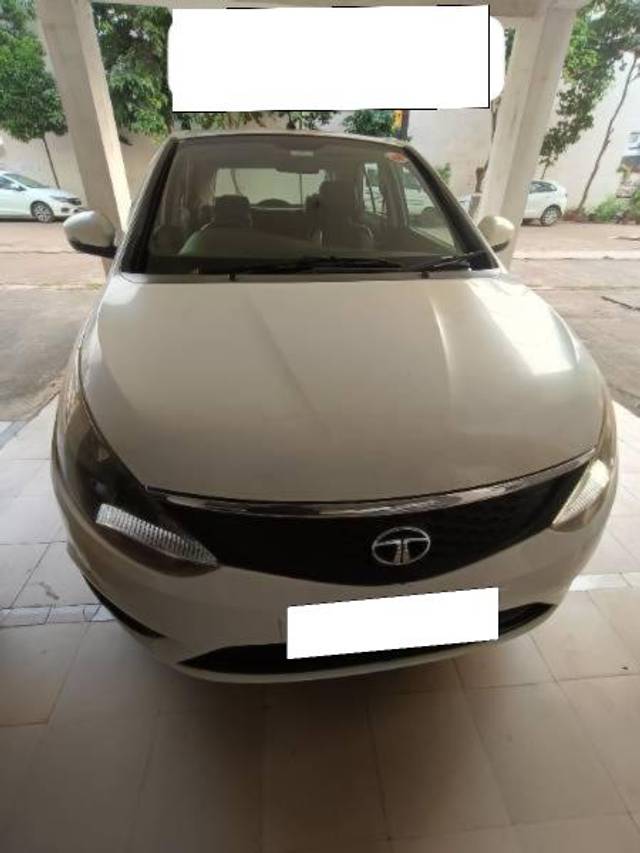 https://images10.gaadi.com/usedcar_image/4312514/original/processed_59dcd7af-abd2-4643-8be7-dda19d6dc529.jpg?imwidth=6400