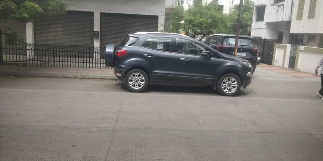 https://images10.gaadi.com/usedcar_image/4312567/original/processed_b3be389d-cd4a-49a3-b296-41186ed7478e.jpg?imwidth=6401