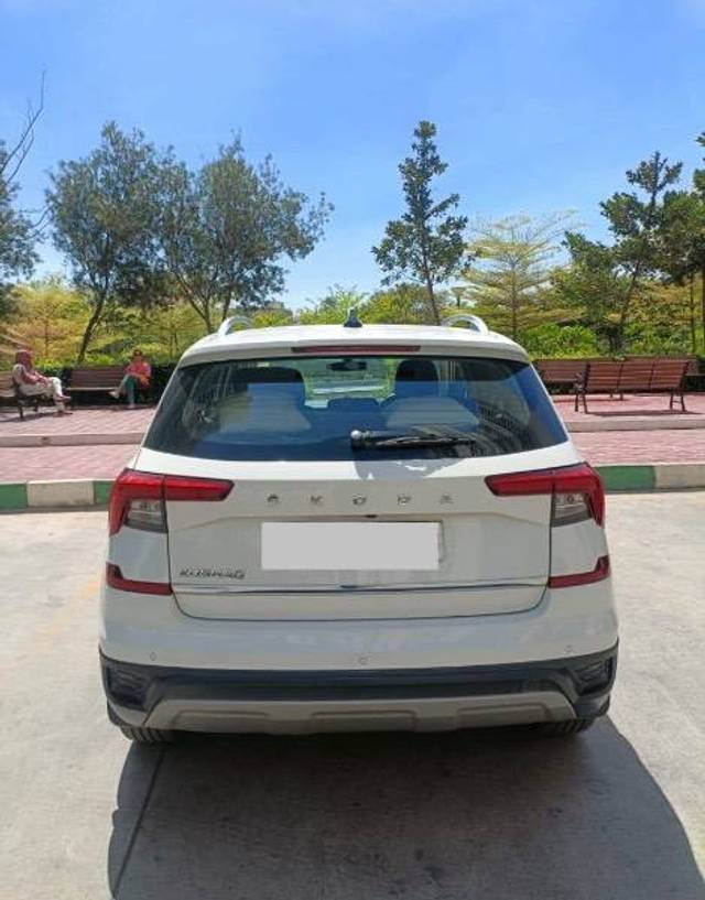 https://images10.gaadi.com/usedcar_image/4312747/original/7b9acefe8a10b3219c5434324406dfba.jpg?imwidth=6401