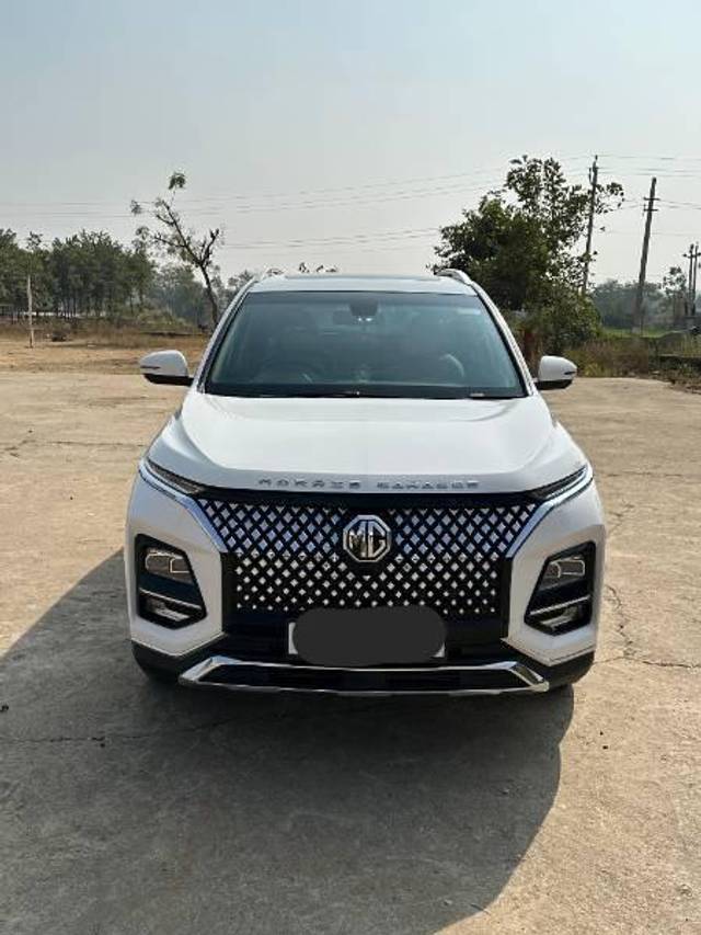 https://images10.gaadi.com/usedcar_image/4312856/original/processed_a9ad9287-e77f-48b3-bbf1-07455a1db8ff.jpg?imwidth=6400