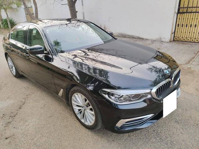 https://images10.gaadi.com/usedcar_image/4312865/original/processed_4277c9804220166dfdd2179fb10d8f4c.jpg?imwidth=6400