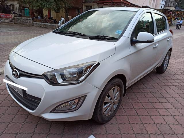 https://images10.gaadi.com/usedcar_image/4312868/original/processed_0c2824d8ac09a9c942fb8109b283c40f.jpg?imwidth=6400