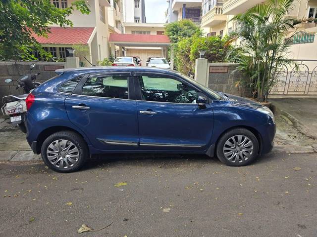 https://images10.gaadi.com/usedcar_image/4312979/original/processed_b354ddf5562be44a69cb4a00920fbb9f.jpg?imwidth=6402