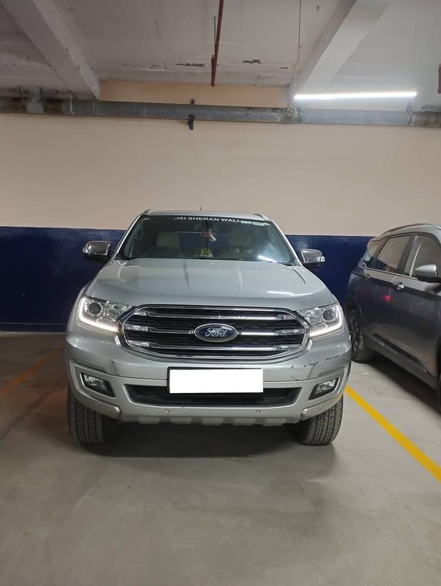 https://images10.gaadi.com/usedcar_image/4313053/original/processed_86d50598bcd31c1248b1b6d496655d33.jpg?imwidth=6400