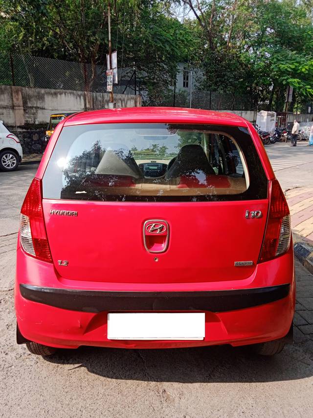 https://images10.gaadi.com/usedcar_image/4313110/original/processed_b9825d07447031fb6937e25bb709dcbc.jpg?imwidth=6402