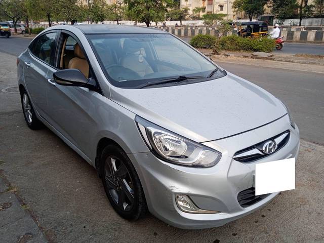 https://images10.gaadi.com/usedcar_image/4313118/original/processed_3bbf567f9ba3a4c26894eddb2f861d92.jpg?imwidth=6400