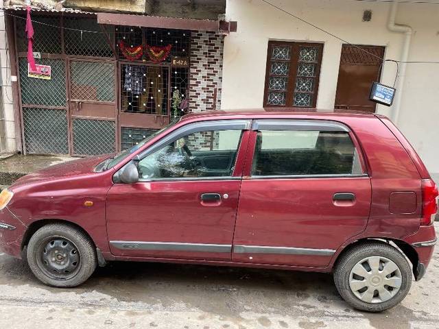 https://images10.gaadi.com/usedcar_image/4313121/original/40b43049135ee1810d2bdc67eaf0d1b9.jpg?imwidth=6402